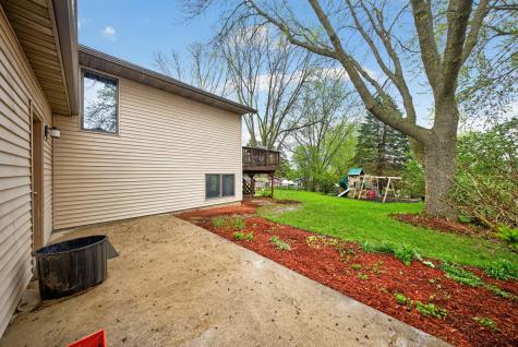4306 1st Street NW Rochester MN 55901