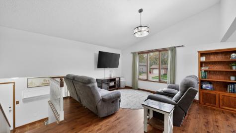 4306 1st Street NW Rochester MN 55901
