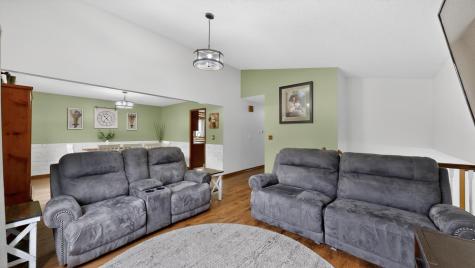 4306 1st Street NW Rochester MN 55901