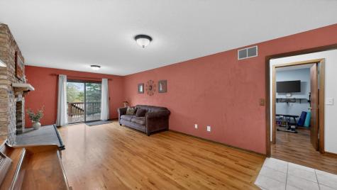 4306 1st Street NW Rochester MN 55901