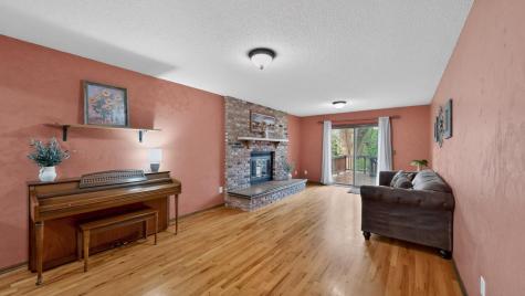 4306 1st Street NW Rochester MN 55901