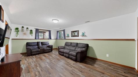 4306 1st Street NW Rochester MN 55901
