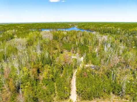 18219 Majestic Hideaway Way Nashwauk MN 55769