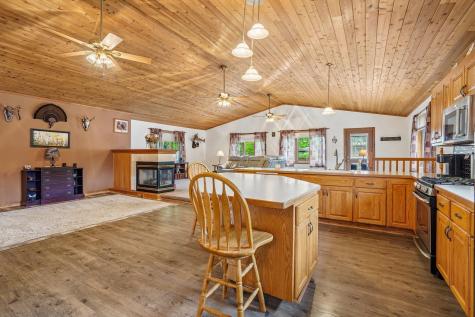 2908 Roosevelt Street NE Saint Anthony MN 55418