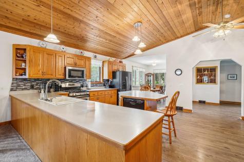 2908 Roosevelt Street NE Saint Anthony MN 55418