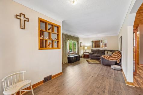 2908 Roosevelt Street NE Saint Anthony MN 55418