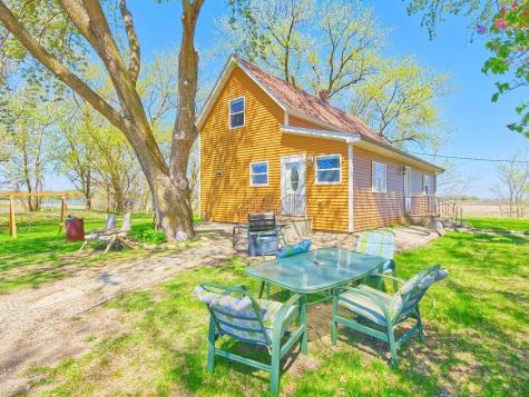 10969 Us Highway 12 SW Howard Lake MN 55349