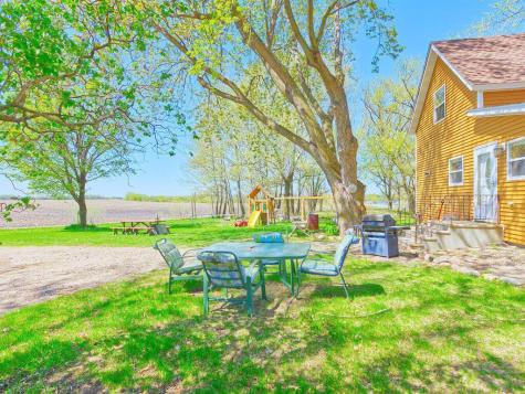 10969 Us Highway 12 SW Howard Lake MN 55349