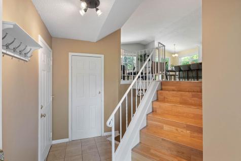 3098 Evelyn Street Roseville MN 55113