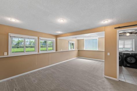 3098 Evelyn Street Roseville MN 55113