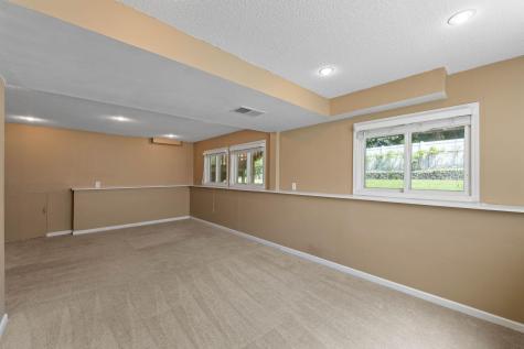 3098 Evelyn Street Roseville MN 55113