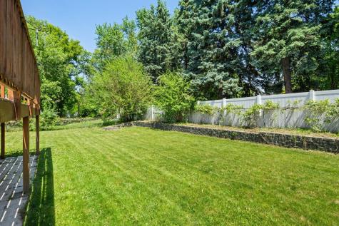 3098 Evelyn Street Roseville MN 55113