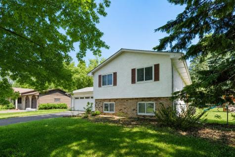 3098 Evelyn Street Roseville MN 55113