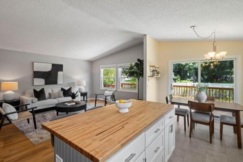 3098 Evelyn Street Roseville MN 55113