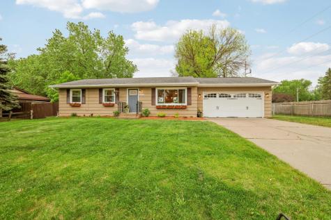 1392 Amaryllis Lane Eagan MN 55123