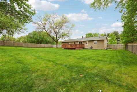1392 Amaryllis Lane Eagan MN 55123