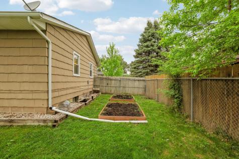 1392 Amaryllis Lane Eagan MN 55123