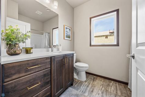 203 Emma Court Mapleton ND 58059
