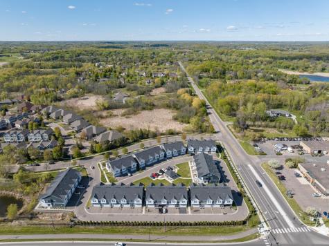 2422 N Blossom Circle Orono MN 55356