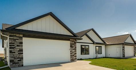 158 Sandstone Drive NW Eyota MN 55934