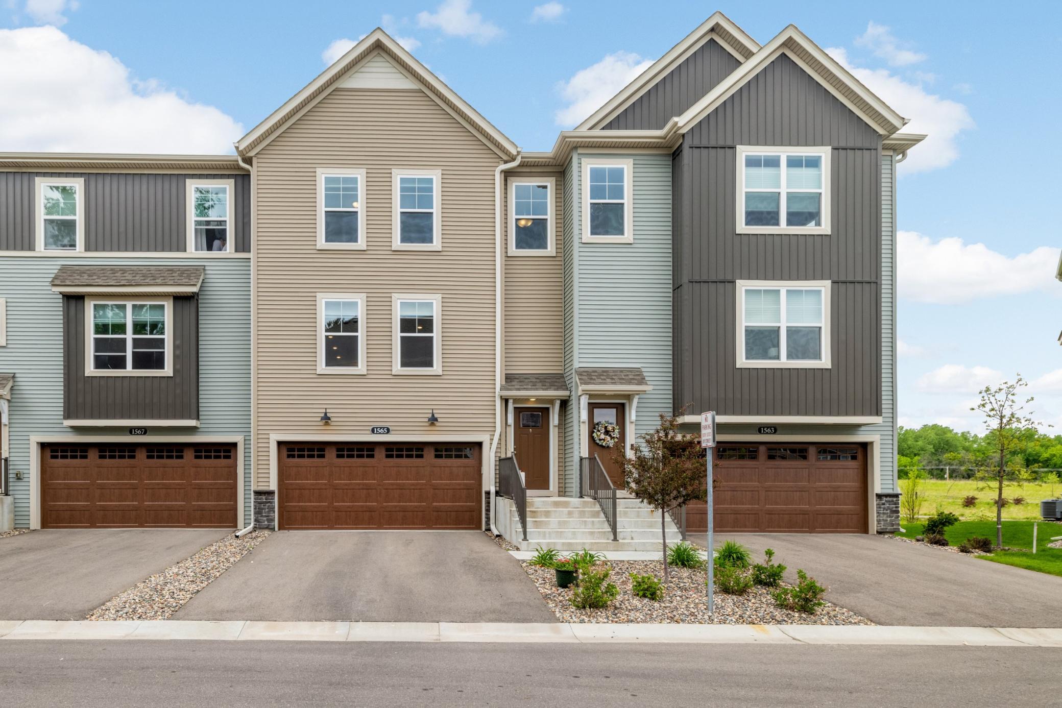 1565 Tompkins Lane West Saint Paul MN 55118