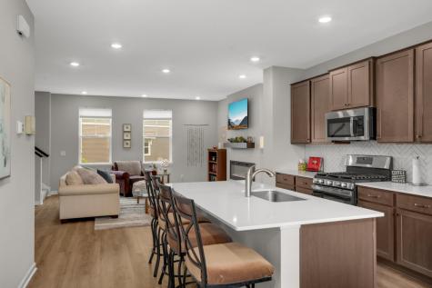 1565 Tompkins Lane West Saint Paul MN 55118