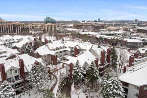 7500 Edinborough Way Edina MN 55435