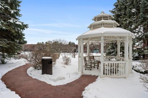 7500 Edinborough Way Edina MN 55435