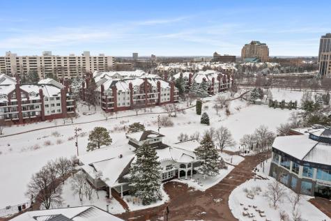 7500 Edinborough Way Edina MN 55435