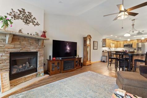 930 Cart Way Lane Hinckley MN 55037