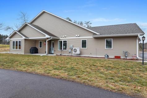 930 Cart Way Lane Hinckley MN 55037