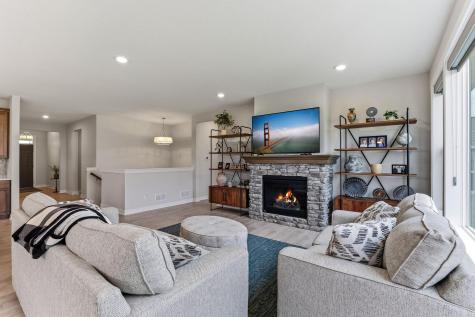 2080 Ridge Pointe Drive Hastings MN 55033