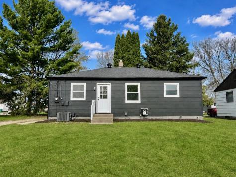 908 Clover Lane Grand Rapids MN 55744