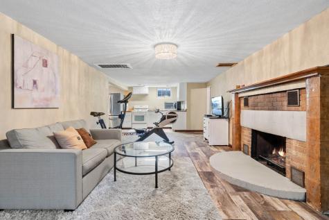 1019 Ash Street Alexandria MN 56308