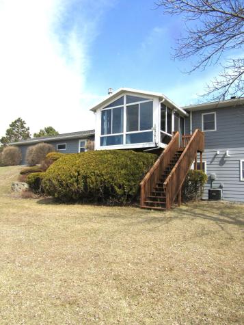 6049 Rolling Hills Drive SW Montevideo MN 56265
