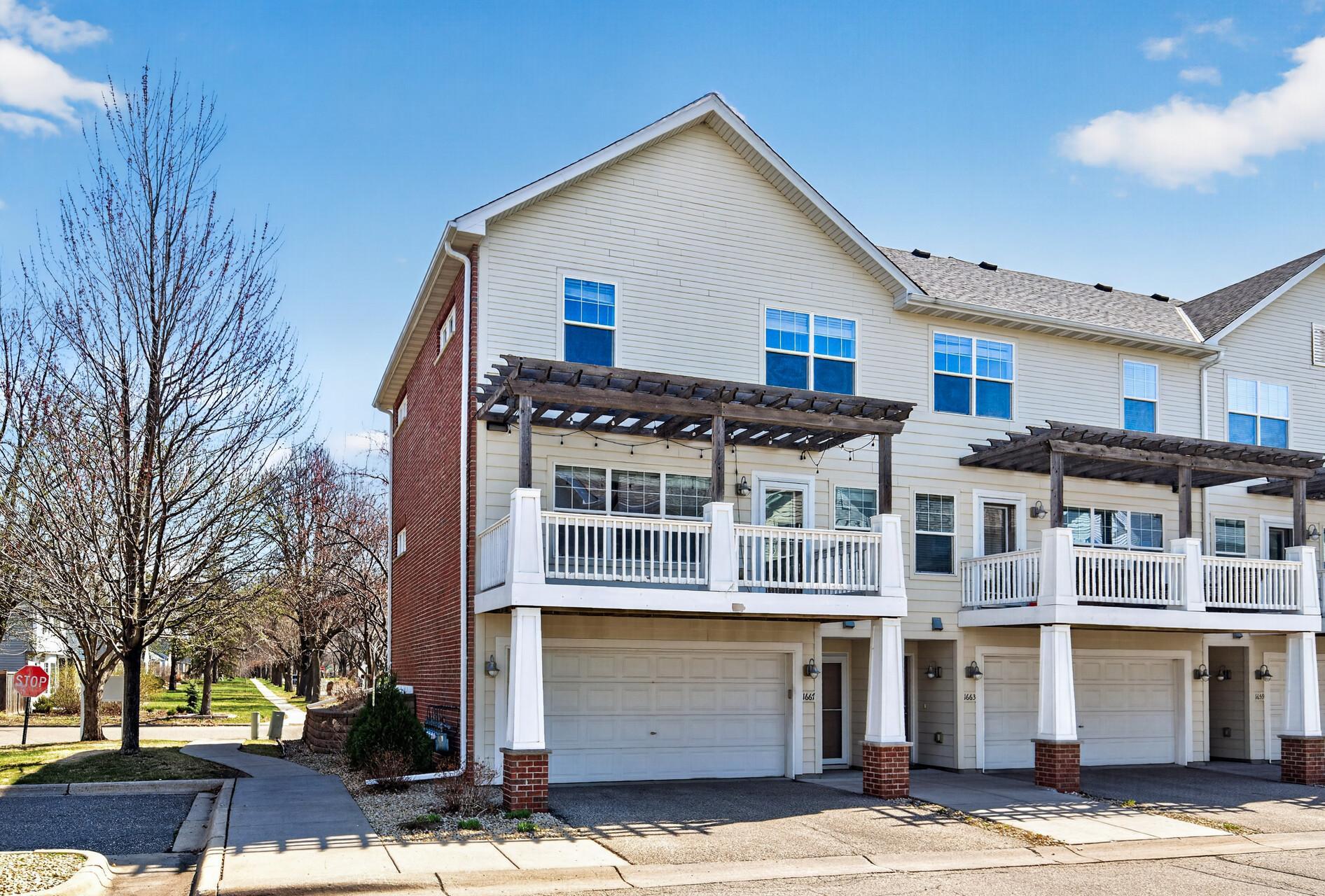 1667 Arona Street Falcon Heights MN 55108