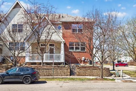 1667 Arona Street Falcon Heights MN 55108