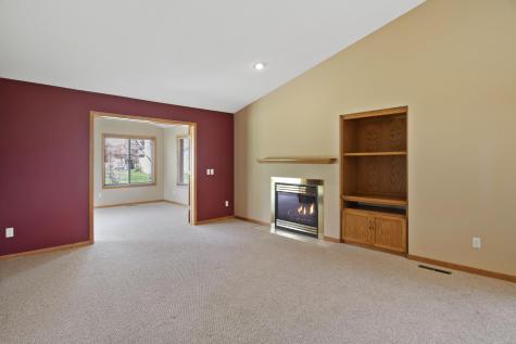 3782 Shannon Drive Hastings MN 55033