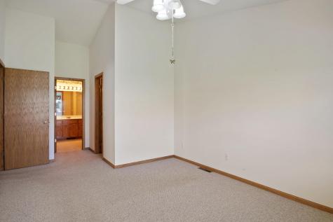 3782 Shannon Drive Hastings MN 55033