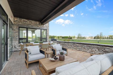 1 Hill Farm Road North Oaks MN 55127