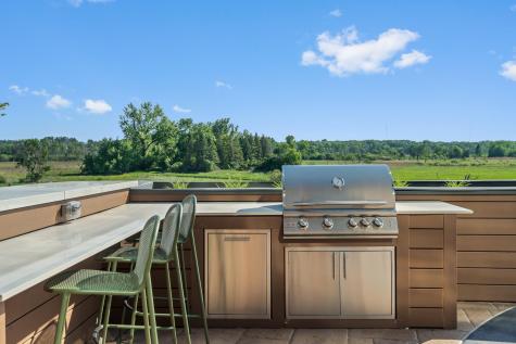 1 Hill Farm Road North Oaks MN 55127