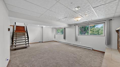 3002 9th Avenue NW Rochester MN 55901