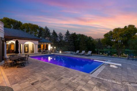 1560 Hunter Drive Wayzata MN 55391