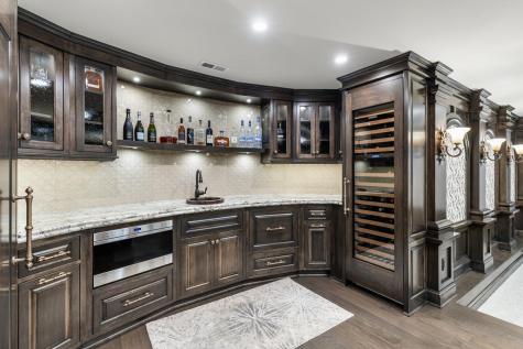 1560 Hunter Drive Wayzata MN 55391