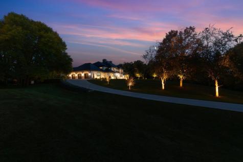1560 Hunter Drive Wayzata MN 55391