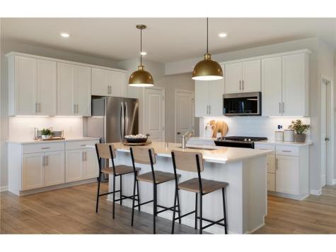 17966 Genoa Drive Lakeville MN 55044