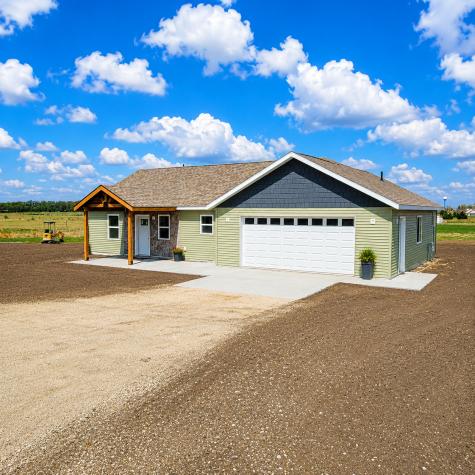 160 Cozy Oak Drive E Ottertail MN 56571