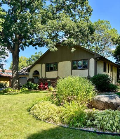793 Torchwood Drive New Brighton MN 55112