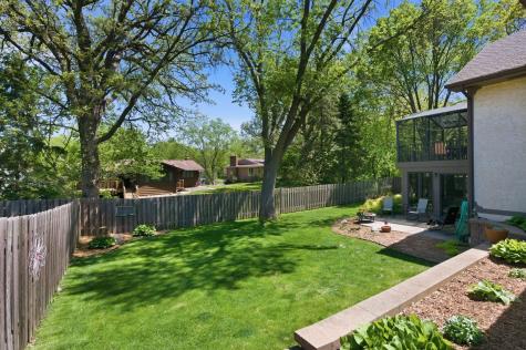 793 Torchwood Drive New Brighton MN 55112