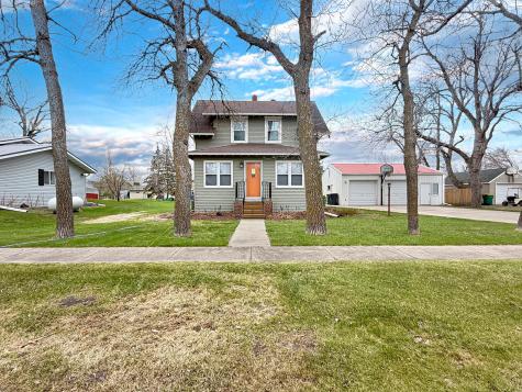 701 E Caledonia Avenue Hillsboro ND 58045
